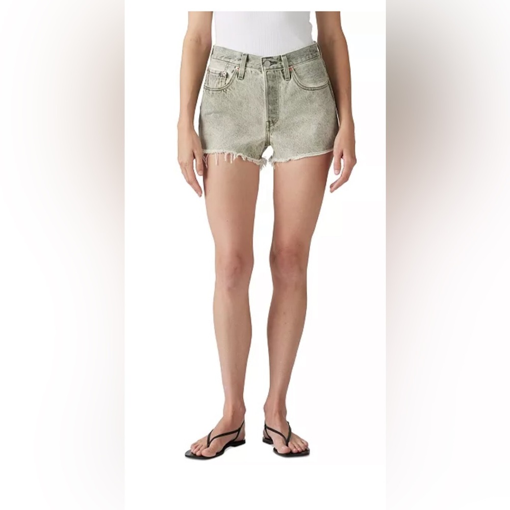 Levi's 501 Denim‎ Shorts-Size 27 color green New never worn
